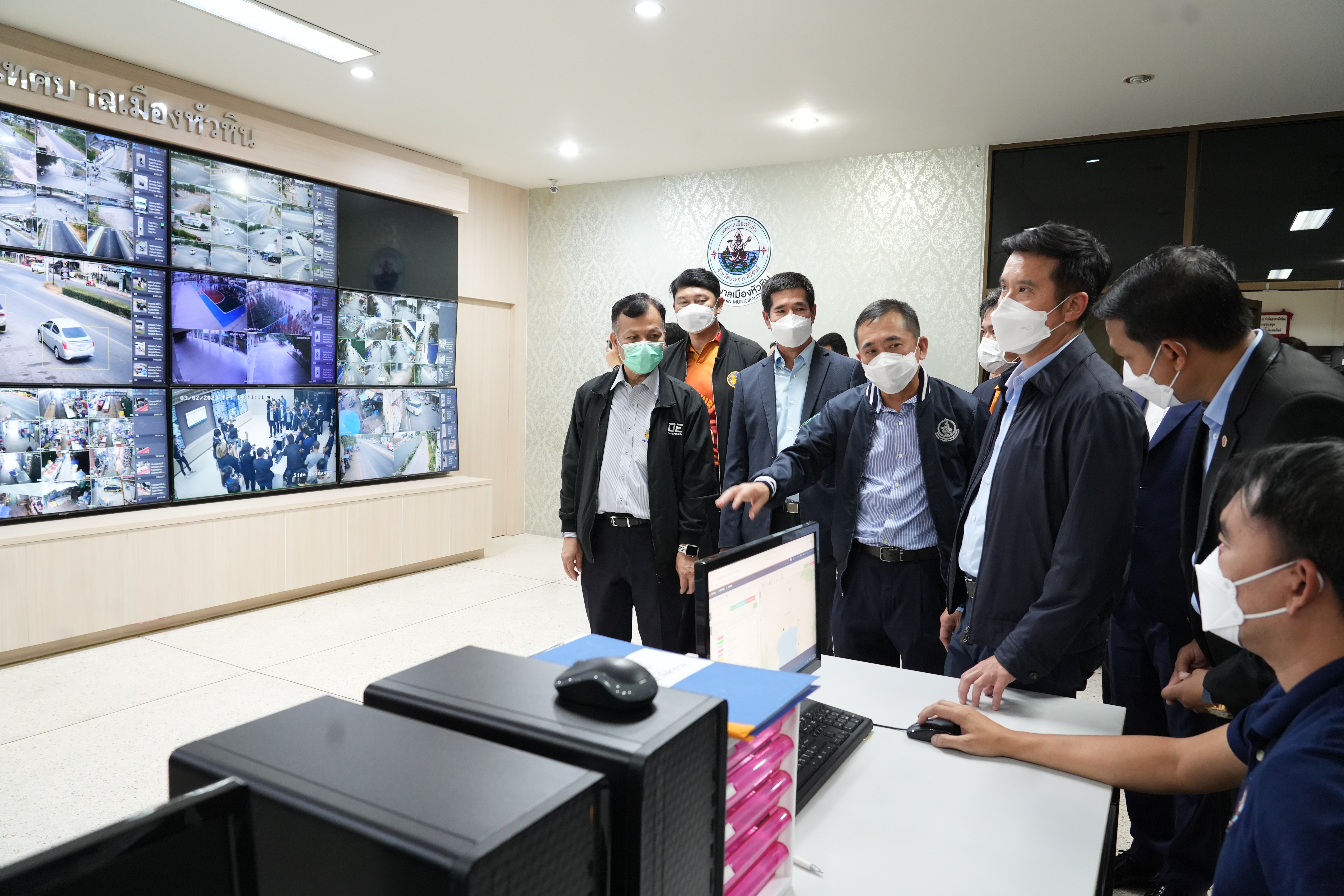 รัฐมนตรีว่าการกระทรวงดิจิทัลเยี่ยมชมศูนย์ปฏิบัติการ รัฐมนตรีว่าการกระทรวงดิจิทัลเยี่ยมชมศูนย์ปฏิบัติการ
