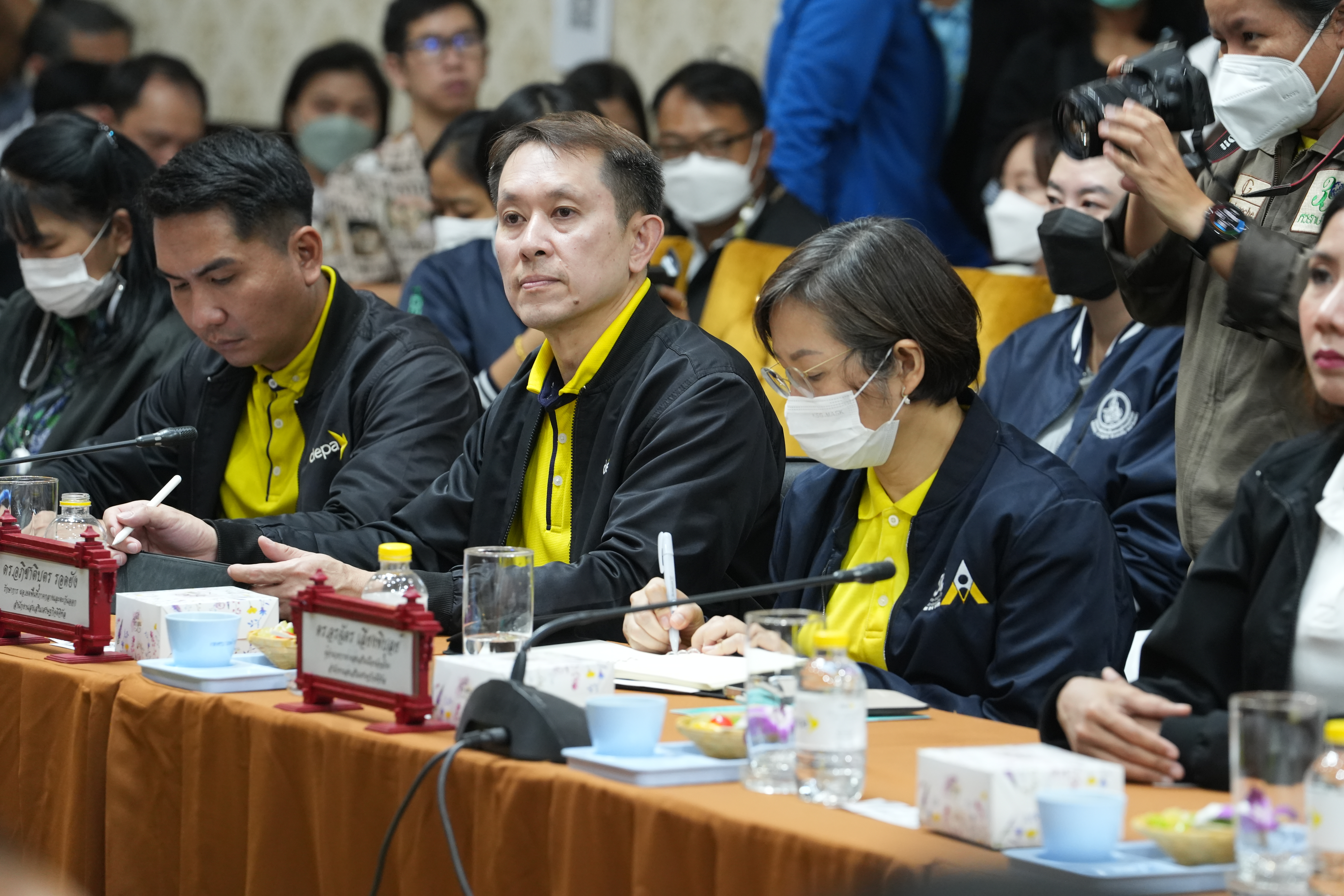 ภาพคณะทำงานเข้าร่วมประชุม ภาพคณะทำงานเข้าร่วมประชุม