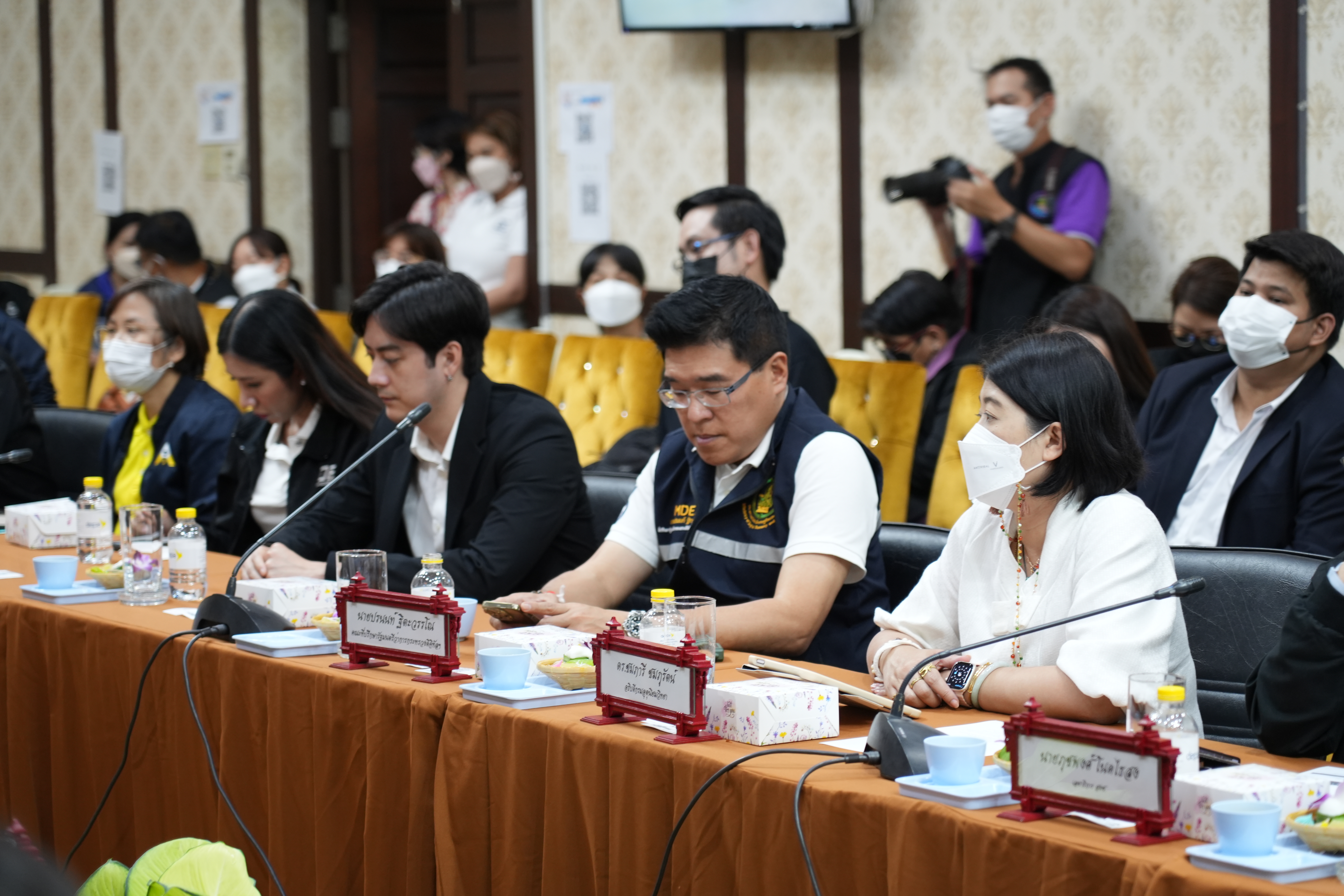 ภาพผู้เข้าร่วมประชุม ภาพผู้เข้าร่วมประชุม