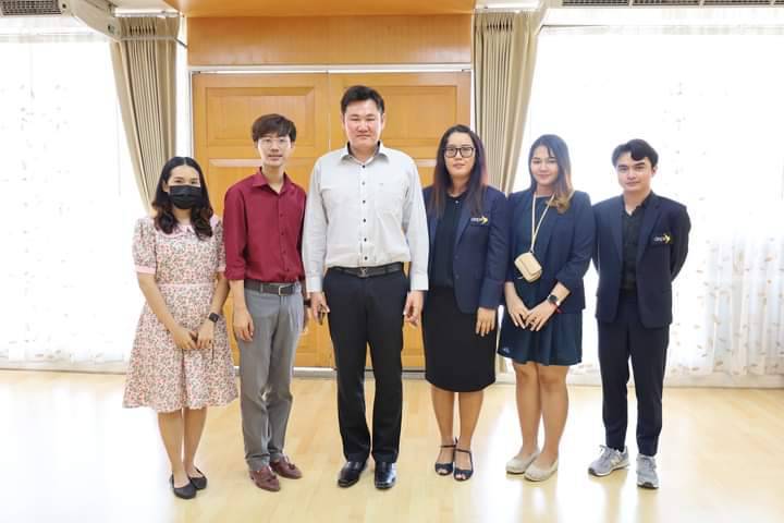 ดีป้าถ่ายภาพกับวิทยากรและผู้บริหารจังหวัดกำแพงเพชร
